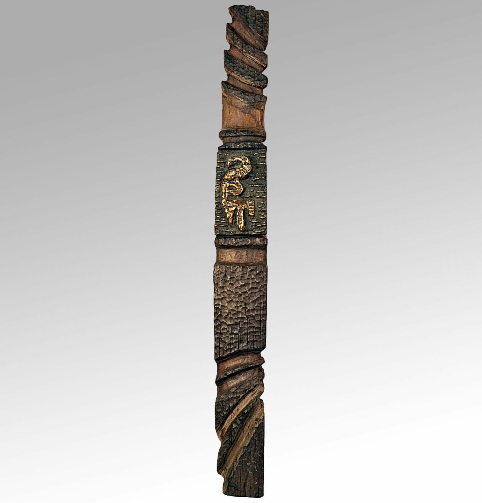 Totem en bois et bronze, créé par le duo de sculptrices Les Hélènes à Antibes - Pièce unique
